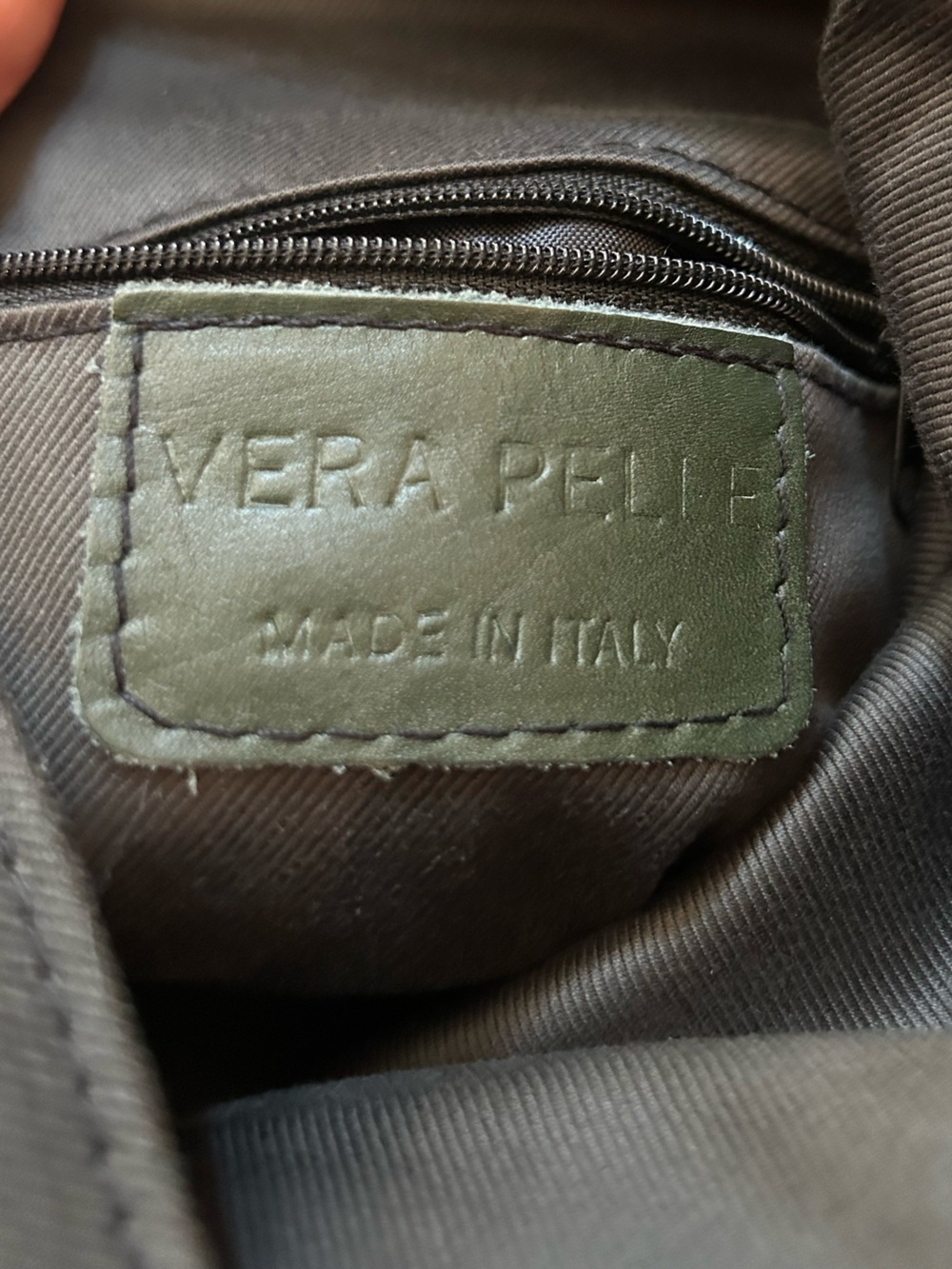 Vera Pelle Green and Brown Leather Crossbody Bag - Picture 2 of 4